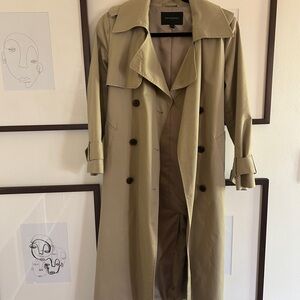 BANANA REPUBLIC TRENCH COAT!!